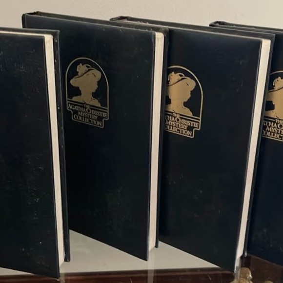 Vintage Agatha Christie Hardcover Mystery Collection (4 books) - Picture 3 of 5